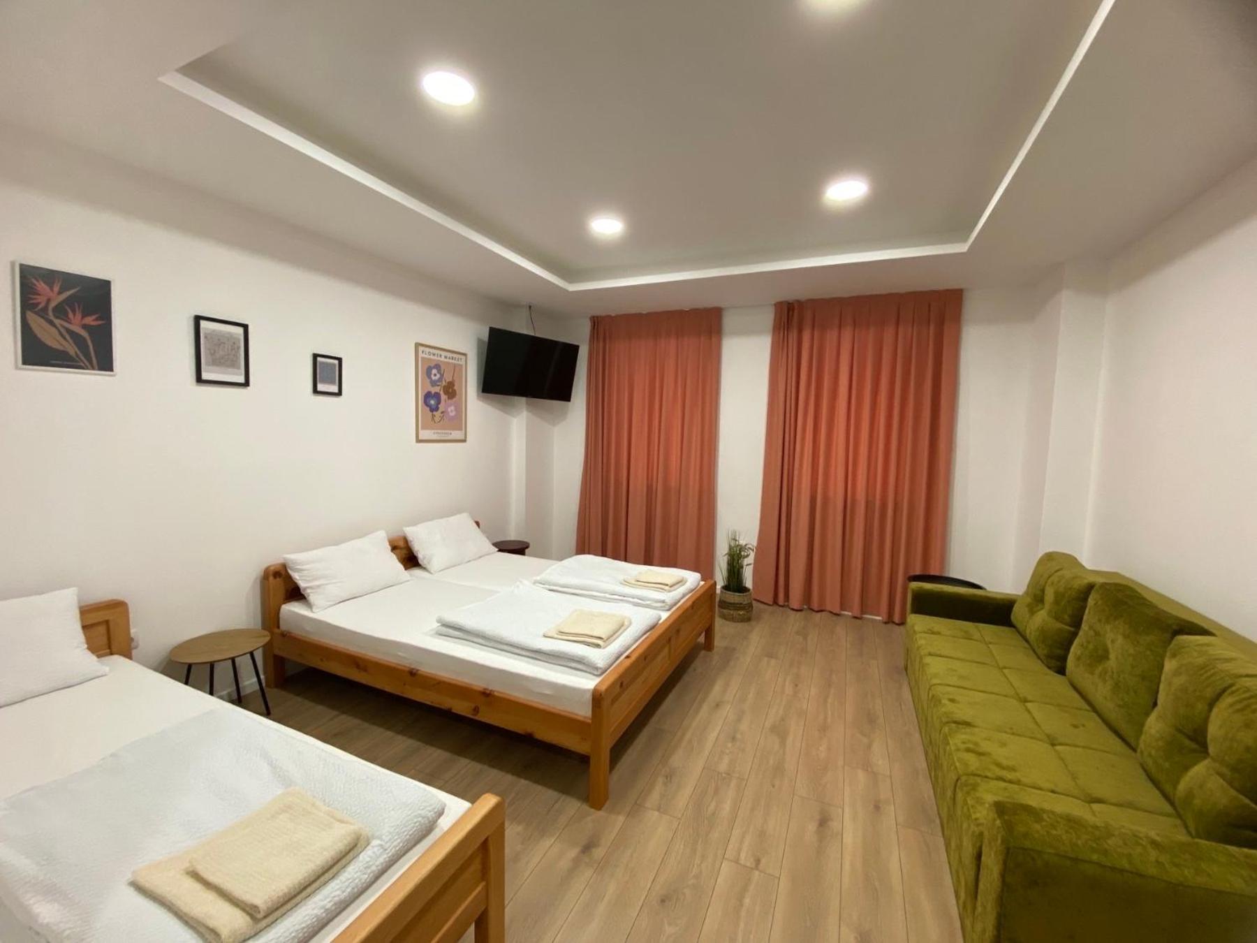 River Aparthotel